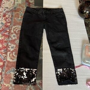REVIVAL CROPPED BLACK JEANS
